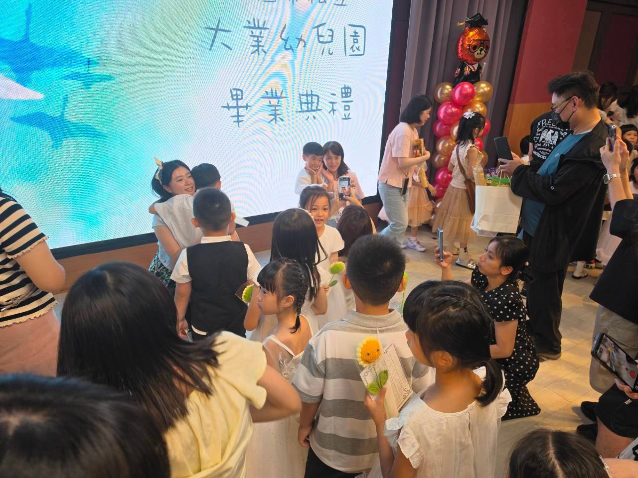 114下畢業快樂~